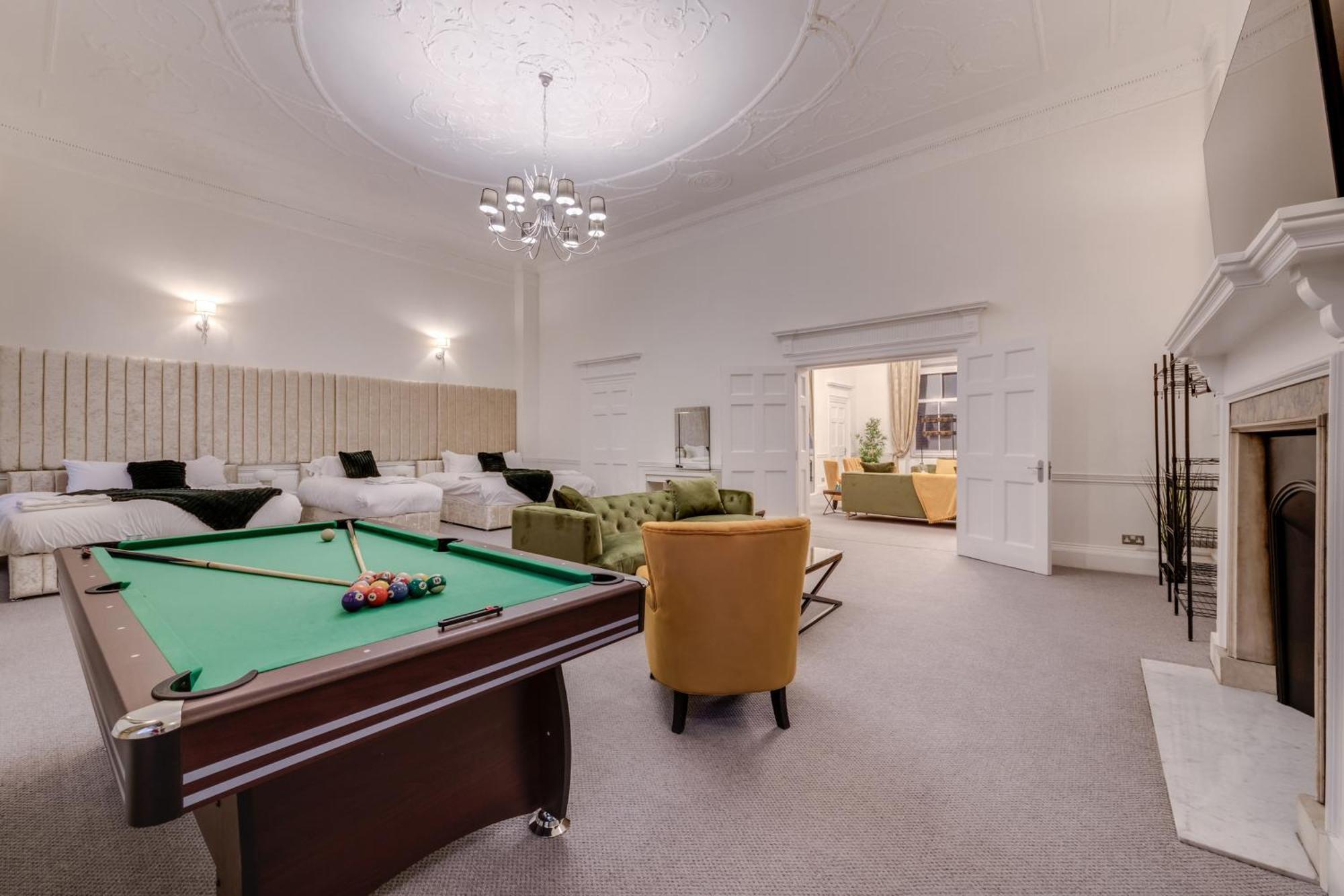Luxury London 3 Bedroom Duplex With Pool Table - 4Hs ภายนอก รูปภาพ