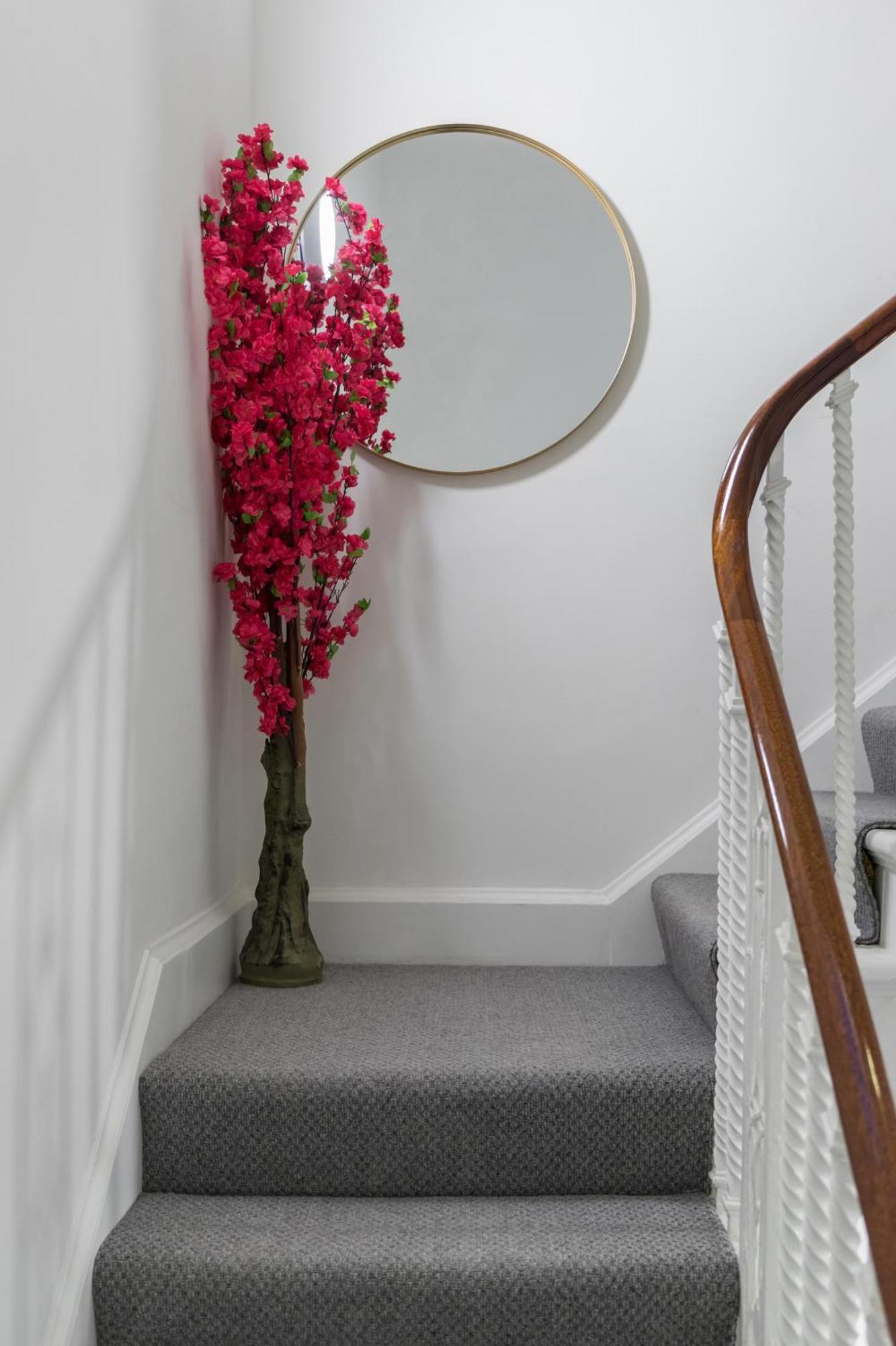 Luxury London 3 Bedroom Duplex With Pool Table - 4Hs ภายนอก รูปภาพ