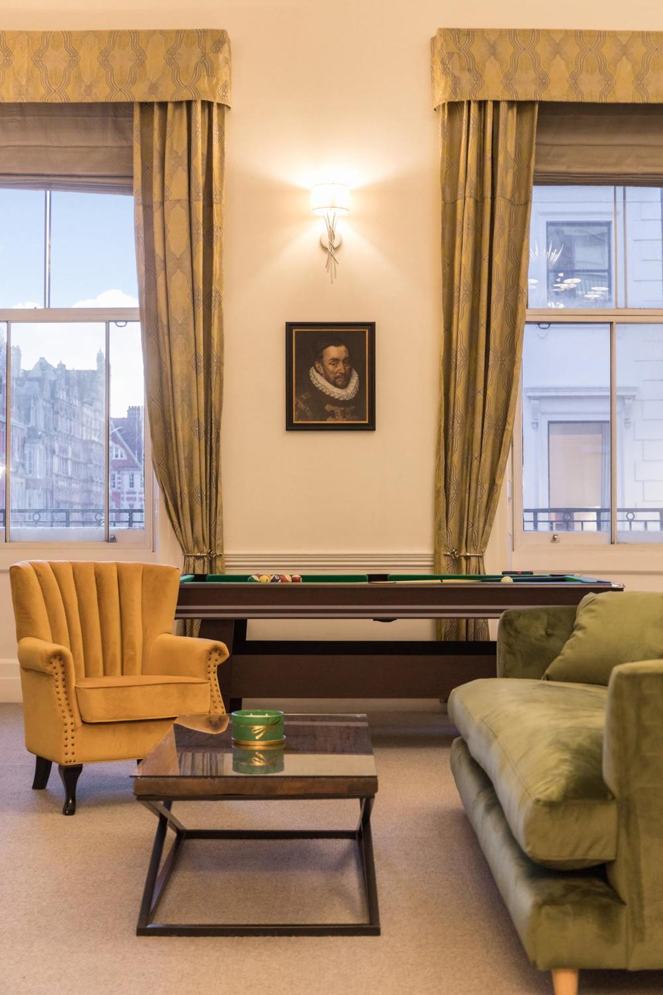Luxury London 3 Bedroom Duplex With Pool Table - 4Hs ภายนอก รูปภาพ